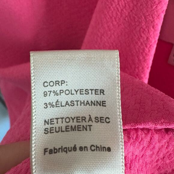 J.O.A. Revolve Cropped Hot Pink Open Back Halter Top Size Medium - Picture 6 of 7